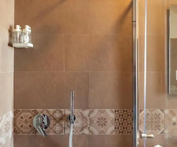 Neapolitan Skyscraper بيت للعطل