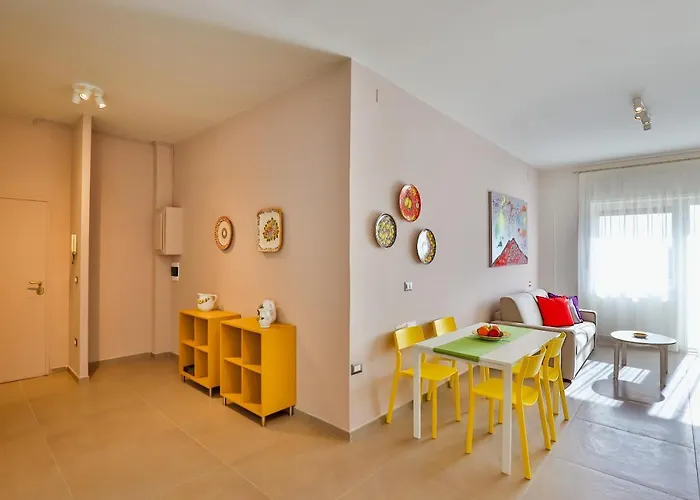 Neapolitan Skyscraper