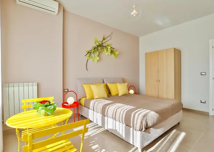 Neapolitan Skyscraper