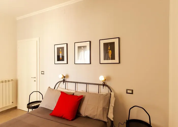 Neapolitan Skyscraper بيت للعطل نابولي