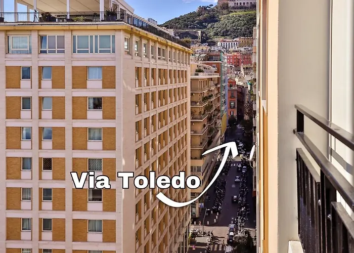 Neapolitan Skyscraper بيت للعطل