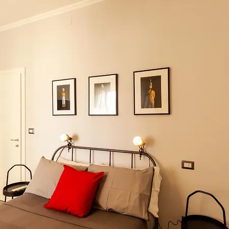 Neapolitan Skyscraper 펜션 나폴리